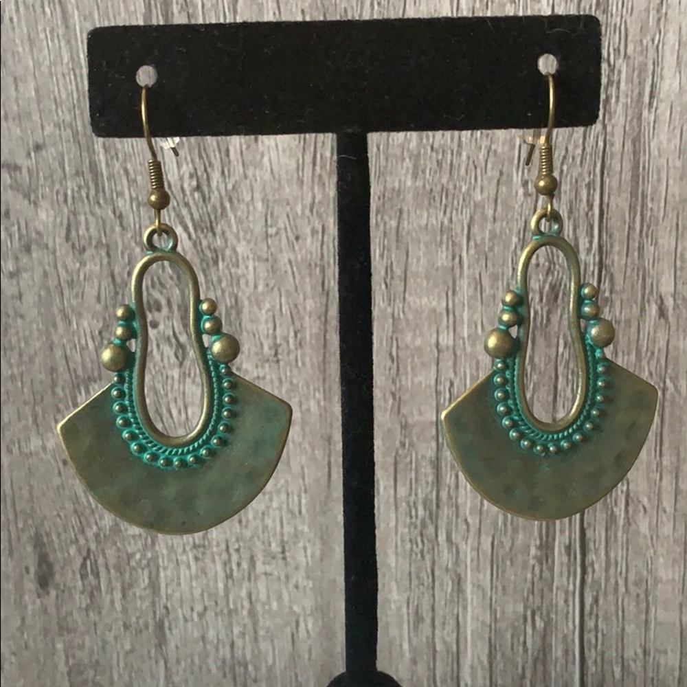 🎉HP!💚 3/$15 Boho Inspired Earrings